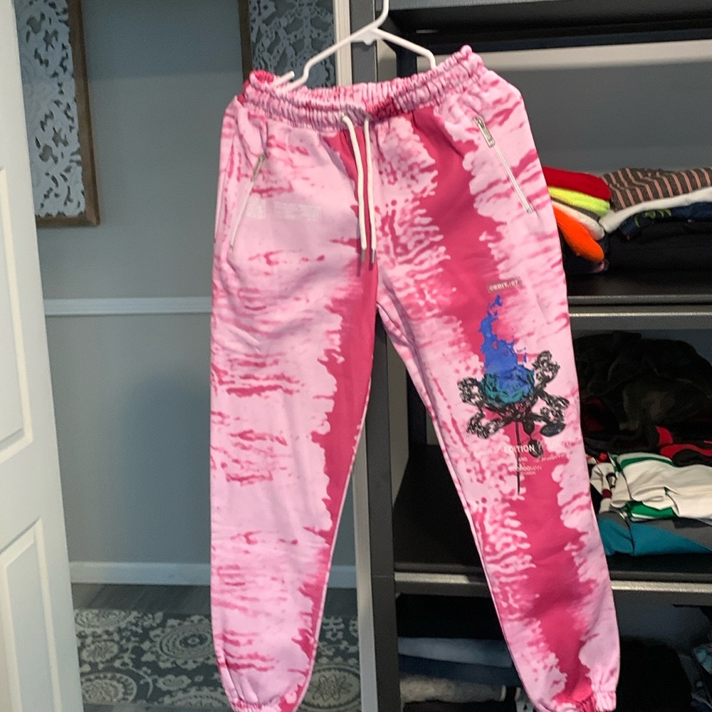 BoohooMan men’s sweatsuit outfit